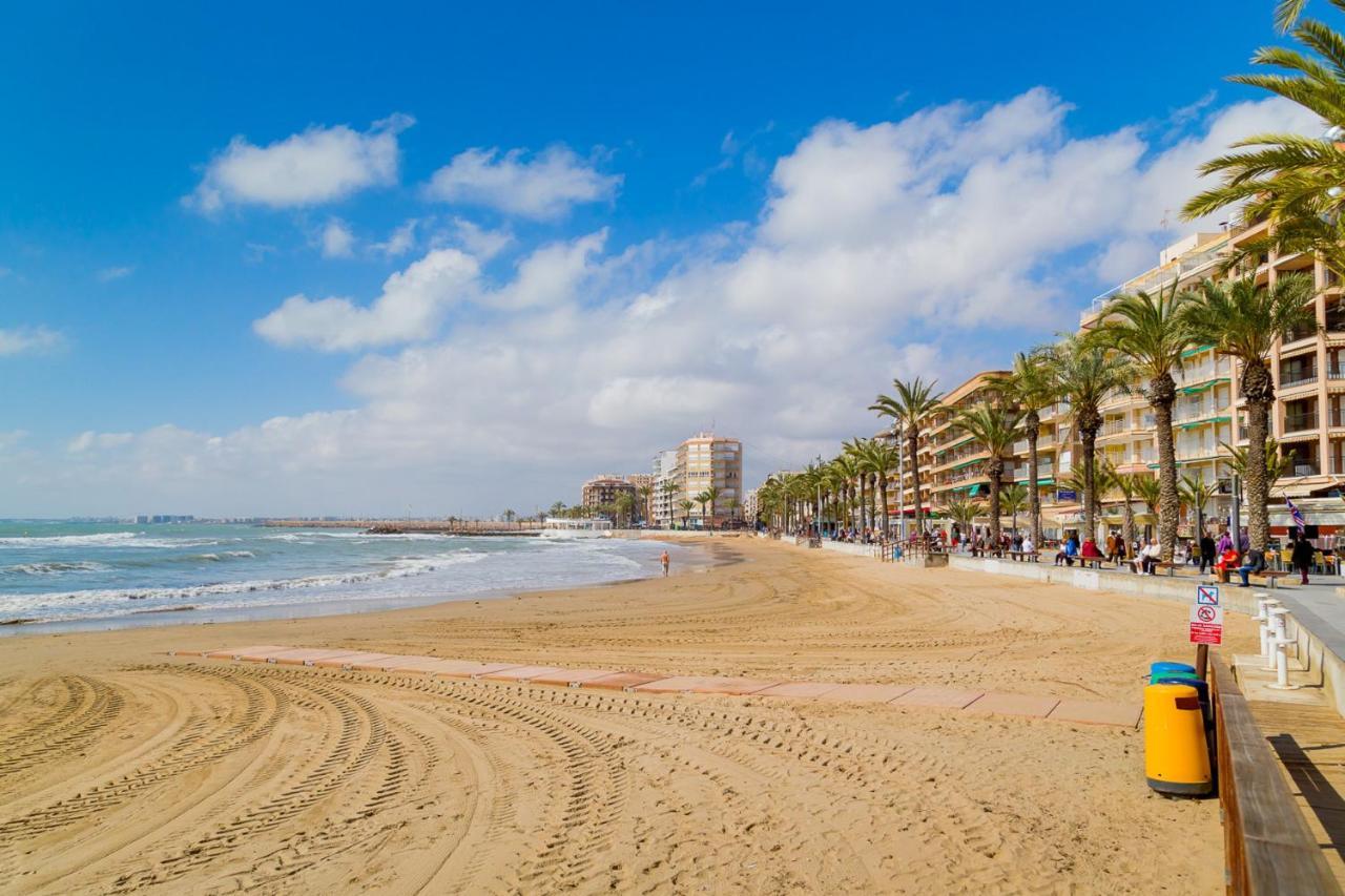 Alegria Id33 Apartman Torrevieja Kültér fotó