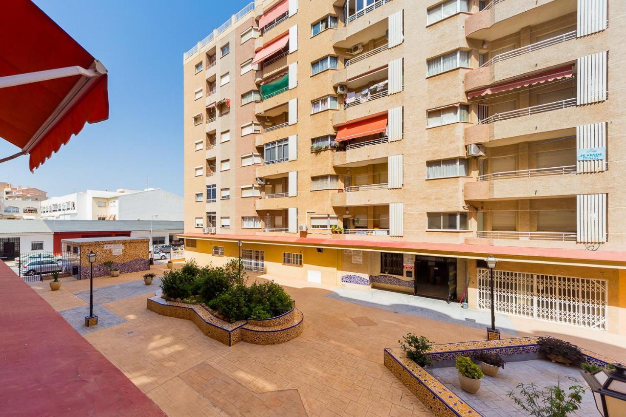 Alegria Id33 Apartman Torrevieja Kültér fotó