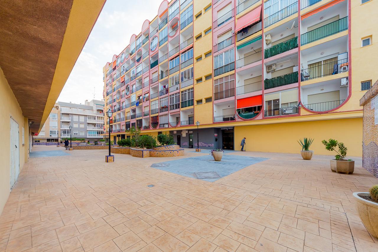 Alegria Id33 Apartman Torrevieja Kültér fotó