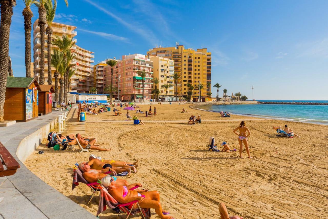 Alegria Id33 Apartman Torrevieja Kültér fotó